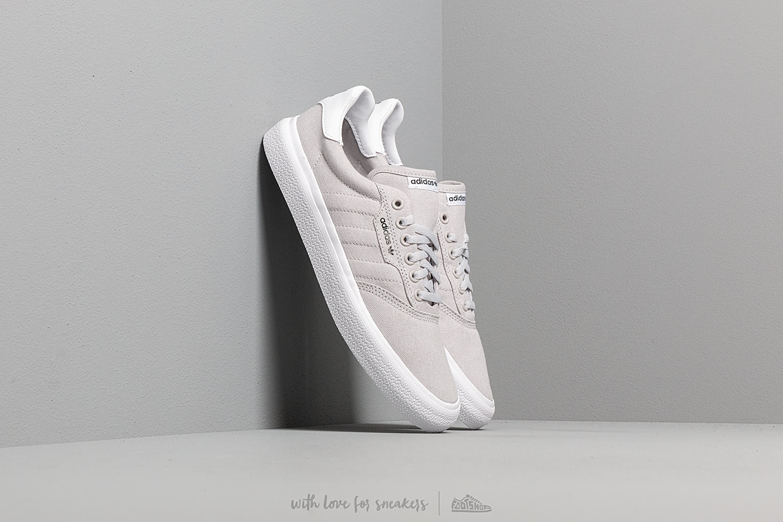 Adidas shop 3mc grey