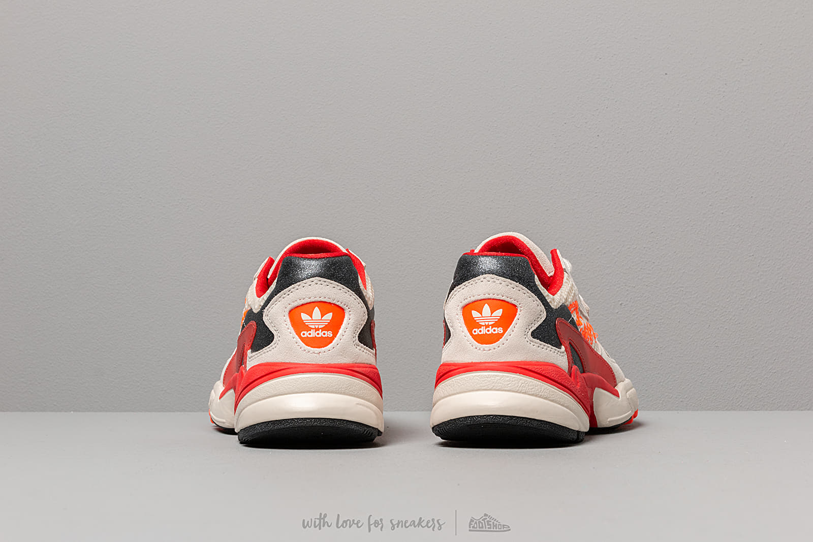 Dámske topánky a tenisky adidas by Fiorucci Falcon W Off White/ Red/ Solar Orange