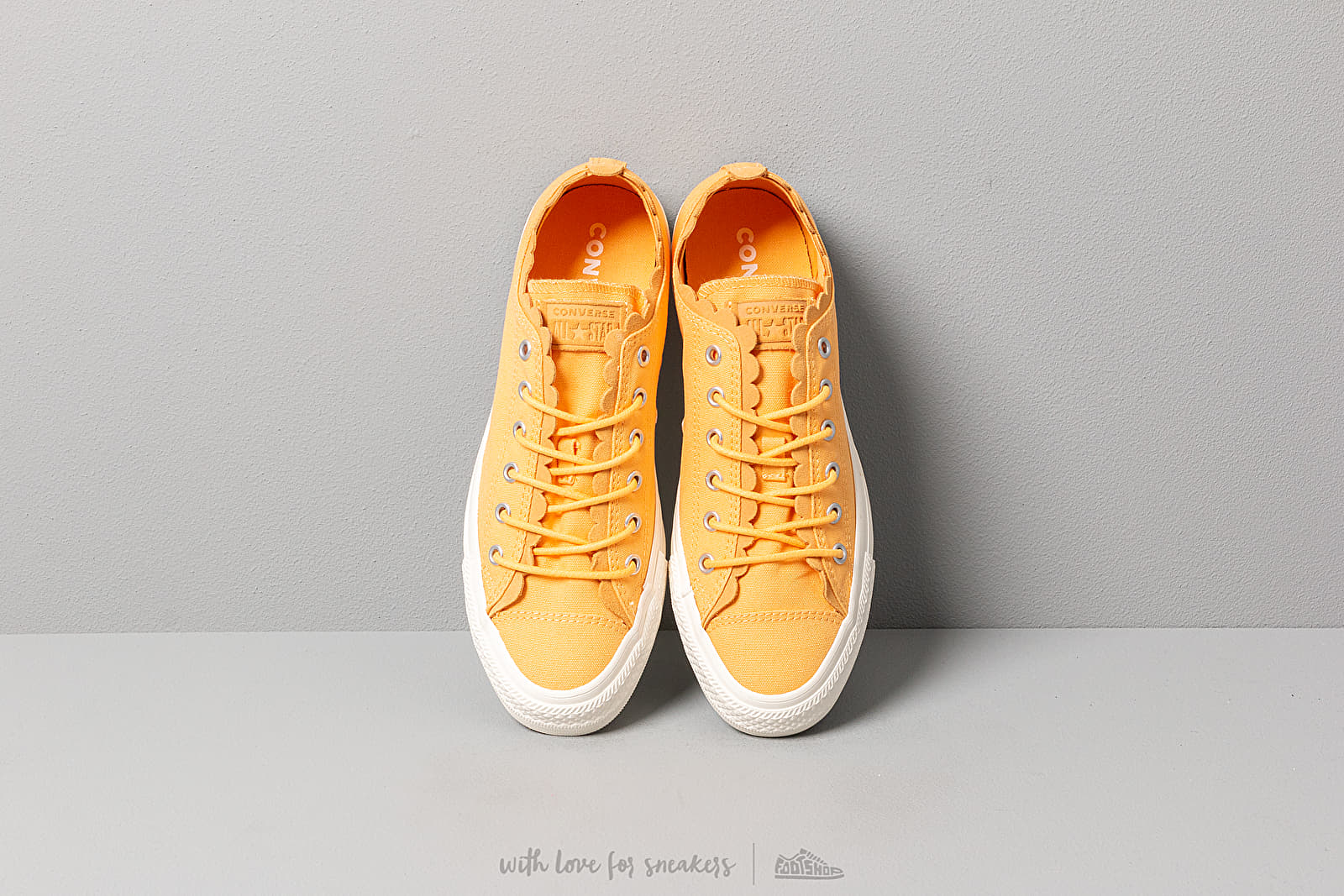 Women's shoes Converse Chuck Taylor All Star - Scallop Melon Baller/ Melon Baller