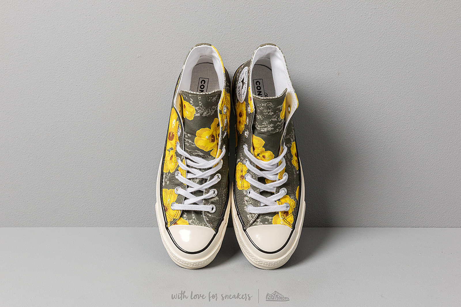 Converse paradise top floral