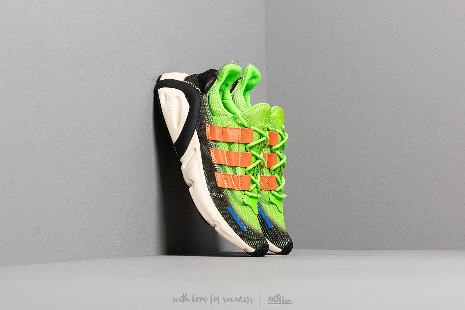 Férfi cipők adidas LXCON Solar Green/ Core White/ Core Black