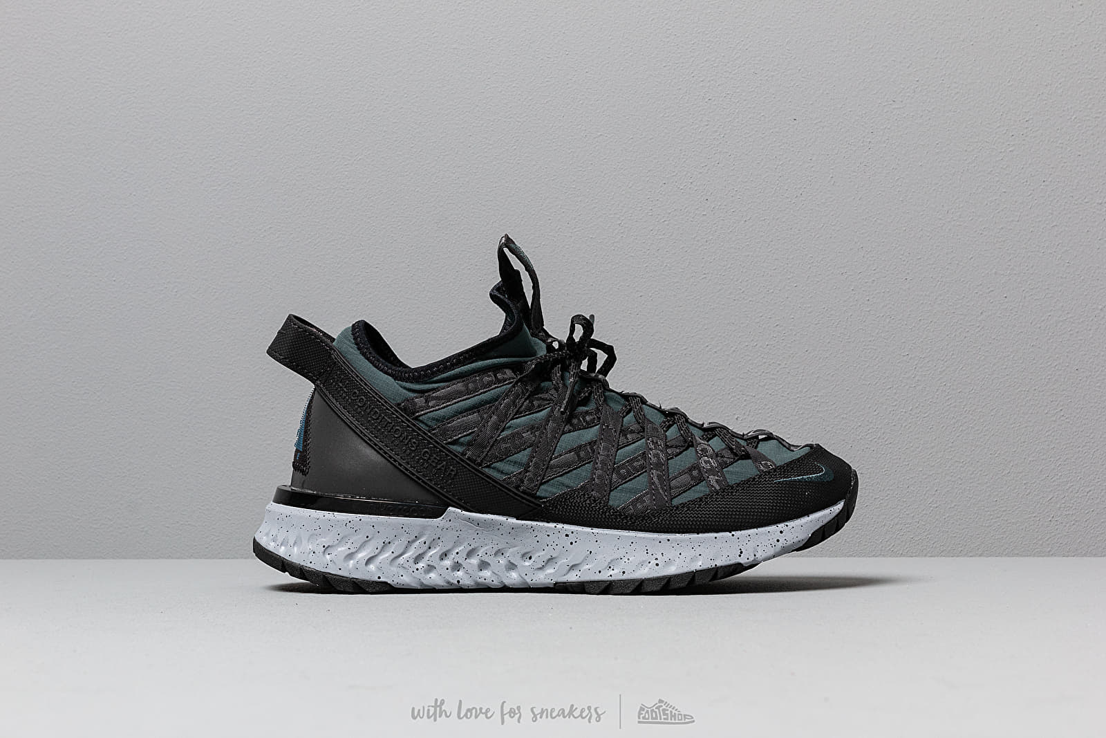 Nike acg react terra gobe deep jungle store