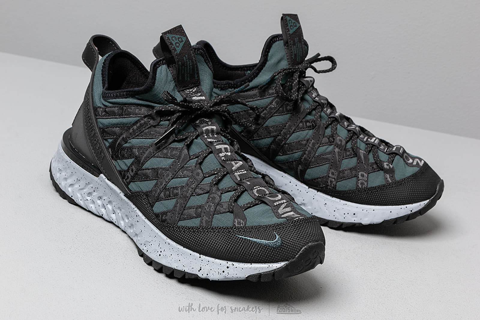 Nike acg react terra gobe deep jungle 2025
