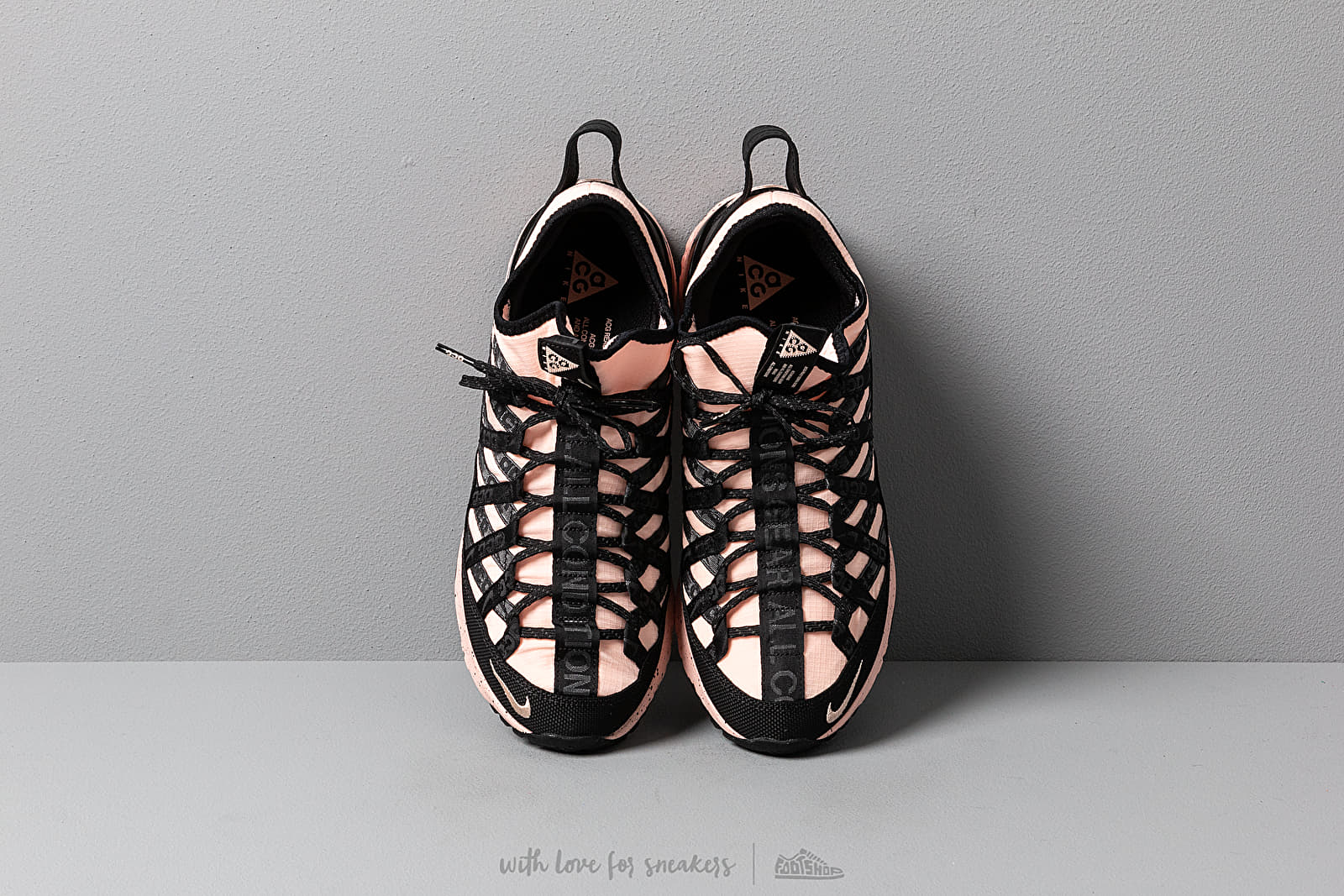 Nike acg react cheap terra gobe melon tint