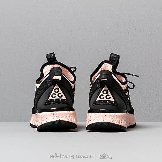 Nike acg react terra gobe melon tint top