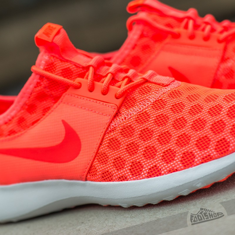 Dámské tenisky a boty Nike Juvenate Hot Lava/ Bright Crimson- White