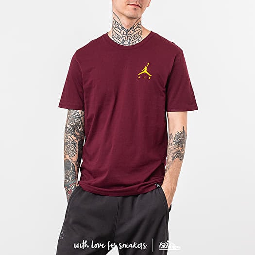 maroon jordan shirt