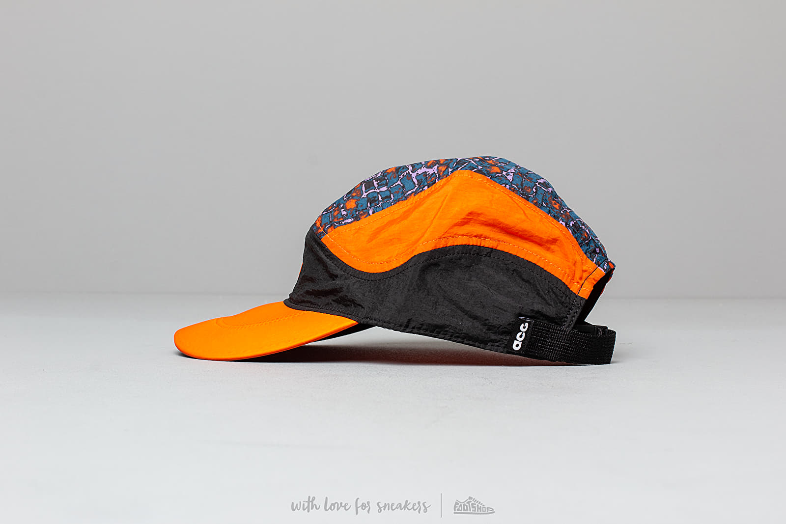 Caps Nike ACG Tailwind Cap Black/ Safety Orange