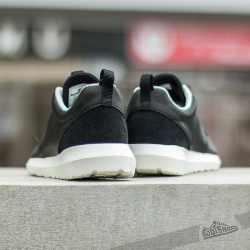 Men's shoes Nike Rosherun NM Woven Black/ Black-Sail