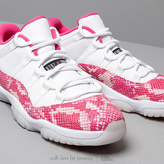 Retro 11 low watermelon store