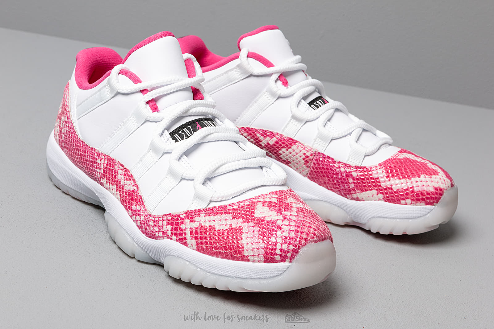 Watermelon retro 11 on sale
