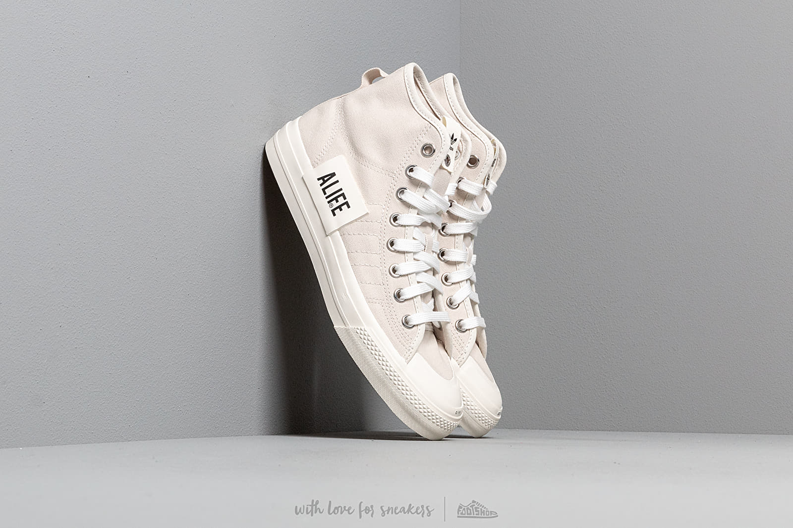 Chaussures et baskets homme adidas Consortium x ALIFE Nizza Hi RF Cloud White/ Cloud White/ Off White