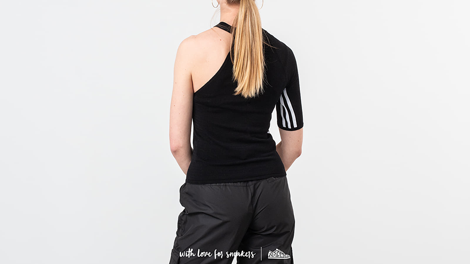 T-shirts adidas Tee Black