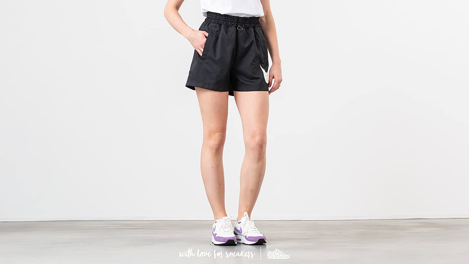 Pantaloncini Nike Sportswear Swoosh Woven Short Black/ White