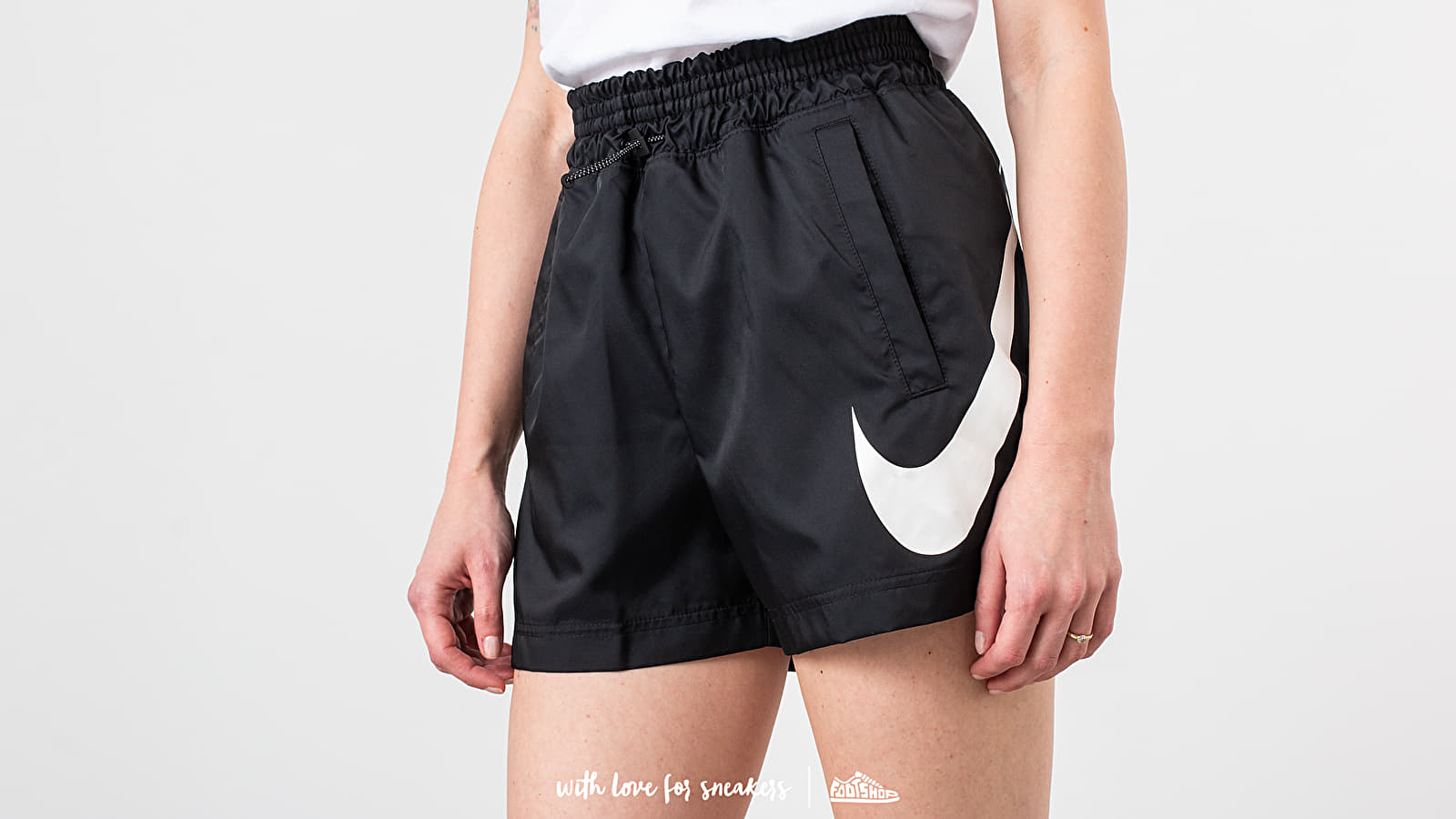Pantaloncini Nike Sportswear Swoosh Woven Short Black/ White