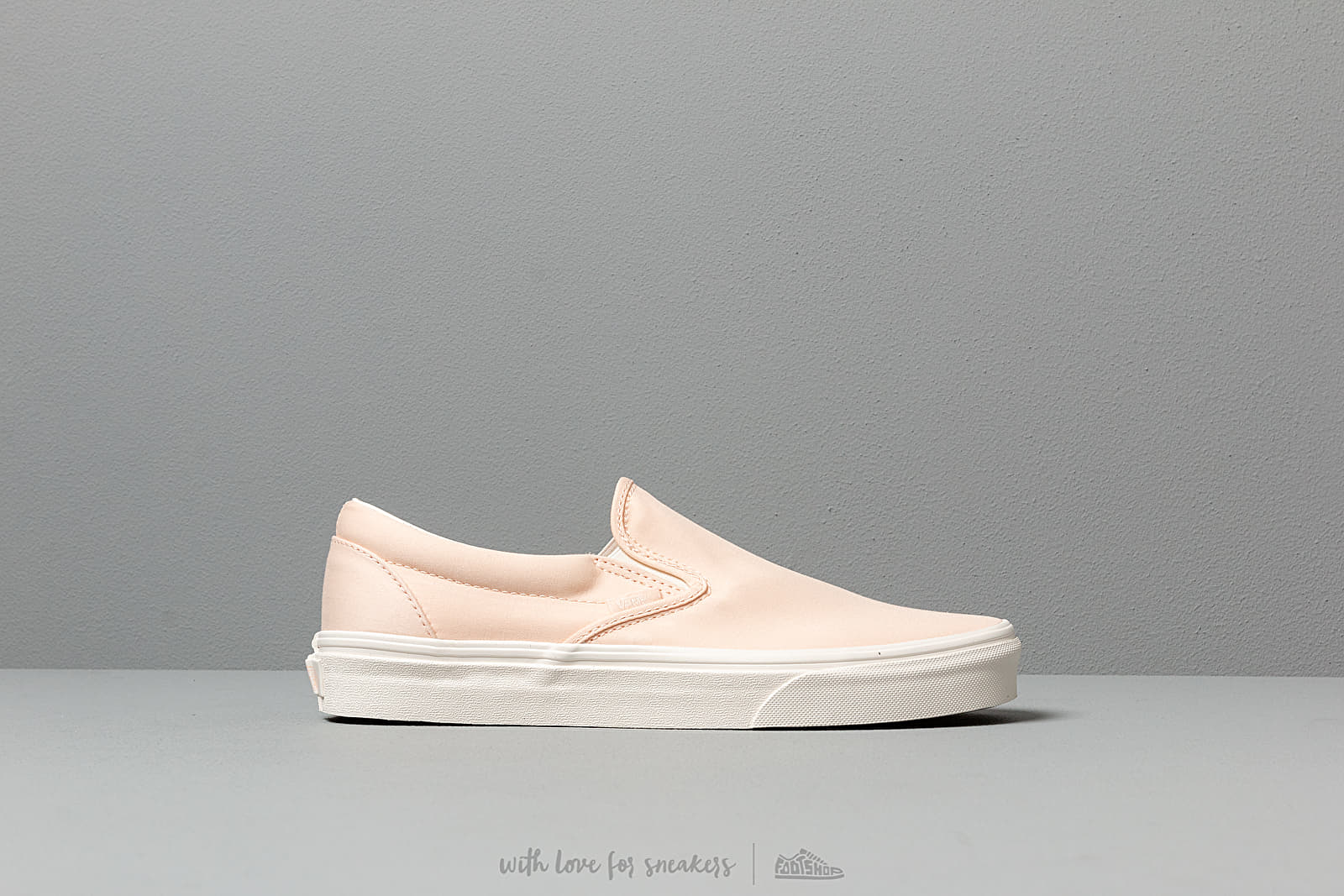 Vanilla cream slip on vans new arrivals