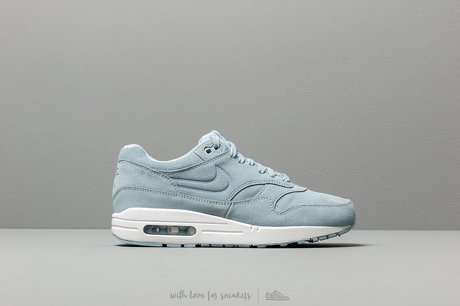 Air max 1 premium lt armory blue hotsell