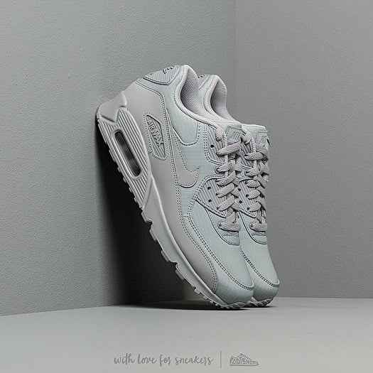 Nike Air Max 90 Essential