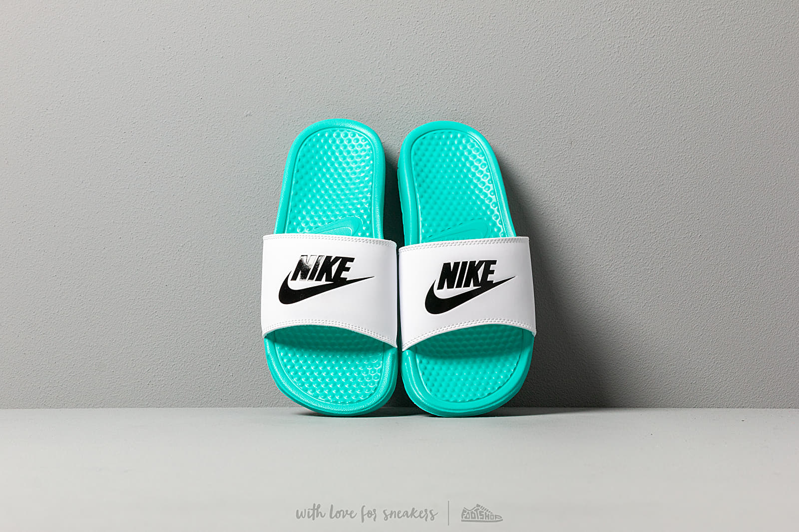 Nike benassi hyper clearance jade