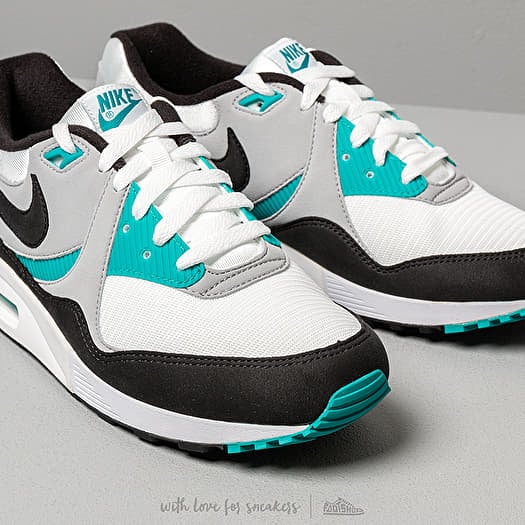 Nike air max white and teal 2025