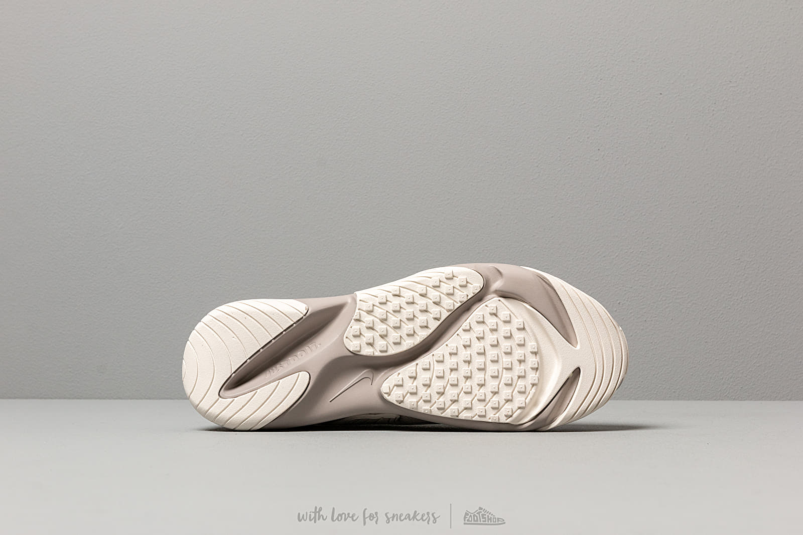 Damen Sneaker und Schuhe Nike Wmns Zoom 2K Moon Particle/ Summit White