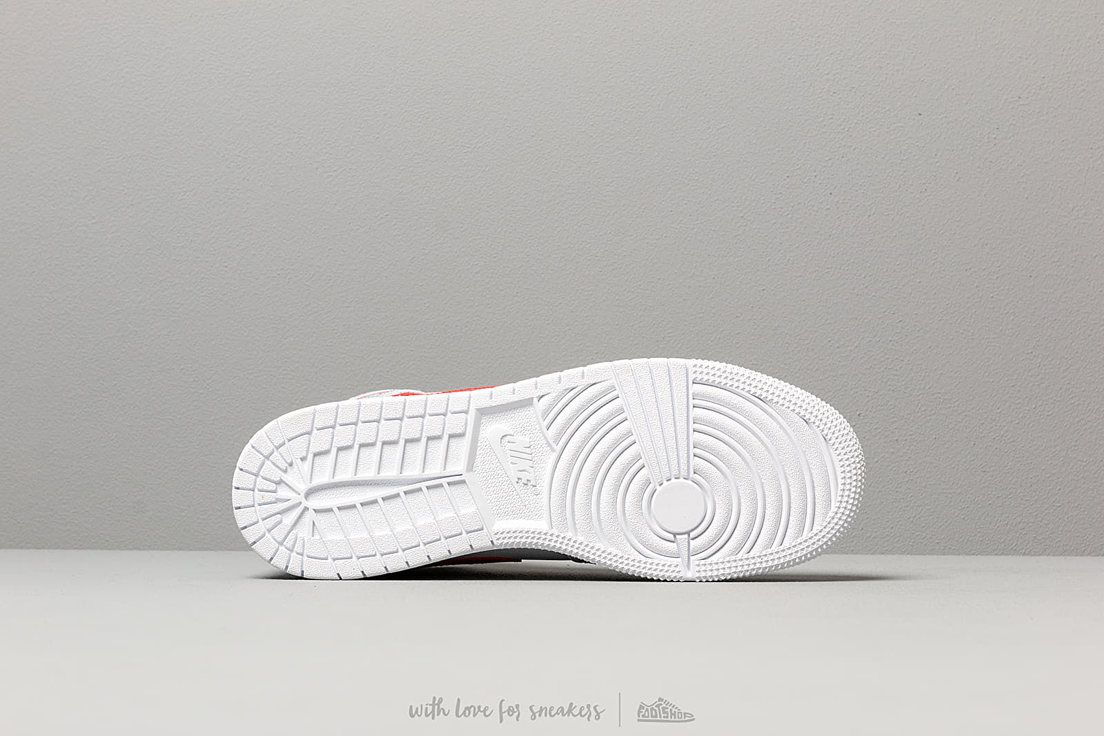 Women's shoes Air Jordan 1 Mid (GS) White/ University Red-Topaz Mist