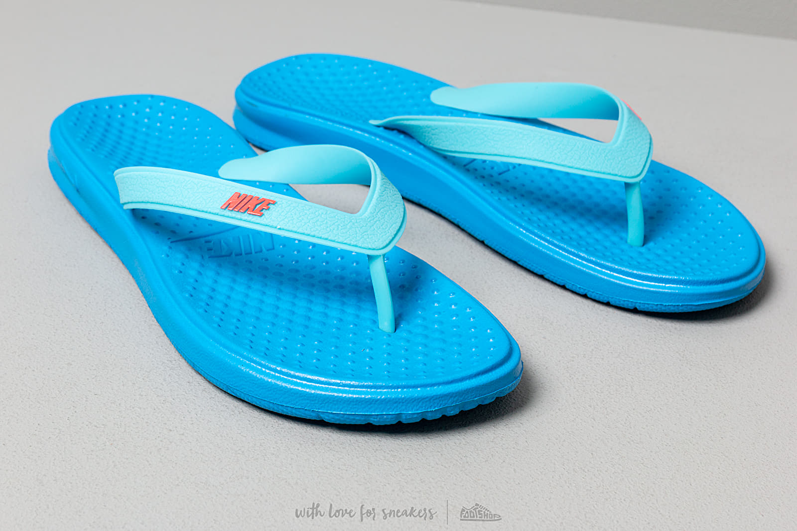 Kids sneakers and shoes Nike Solay Thong GS PS Photo Blue Bright Crimson Blue Gaze Footshop