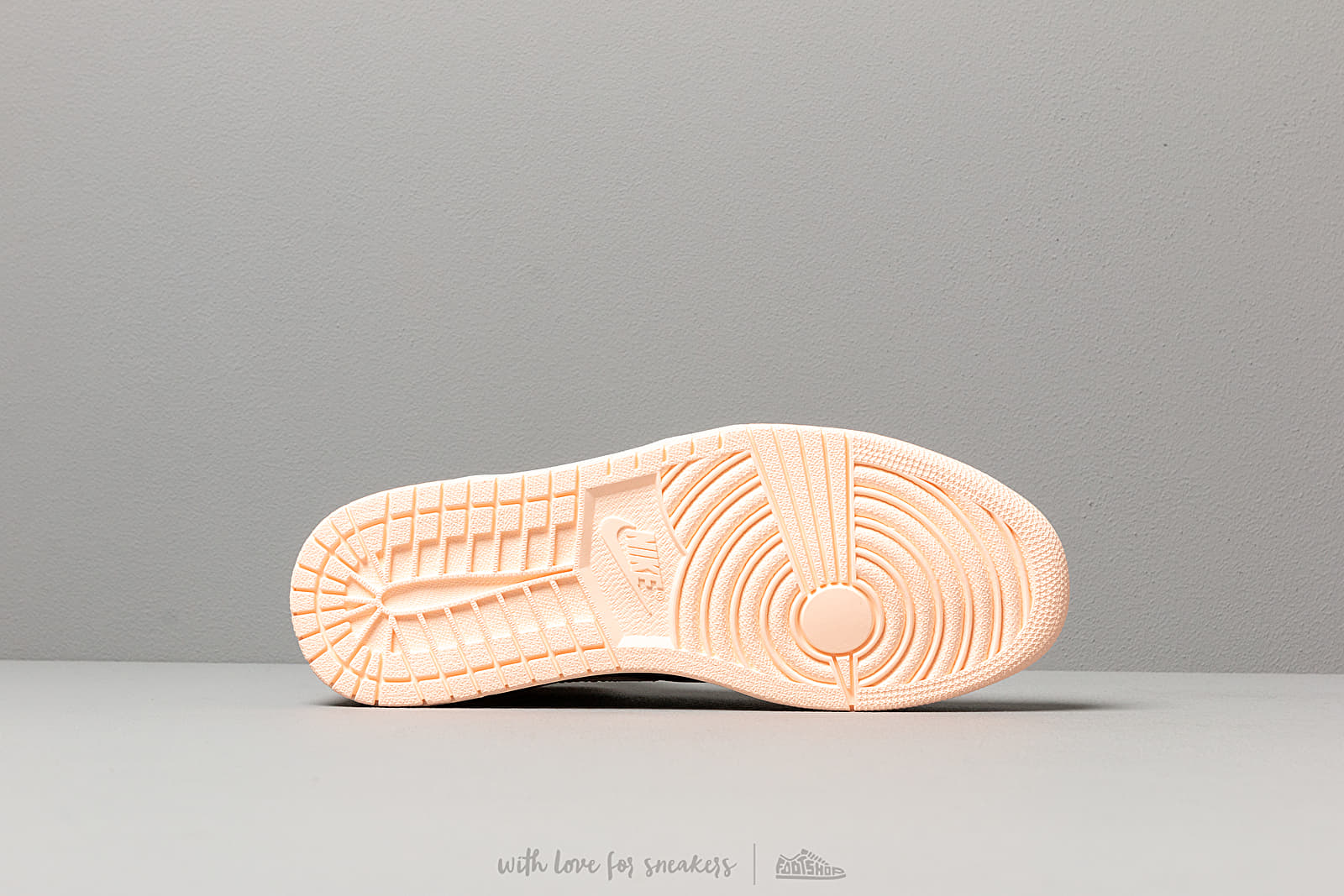 Pánské tenisky a boty Air Jordan 1 Retro High Og Black/ Crimson Tint-White-Hyper Pink