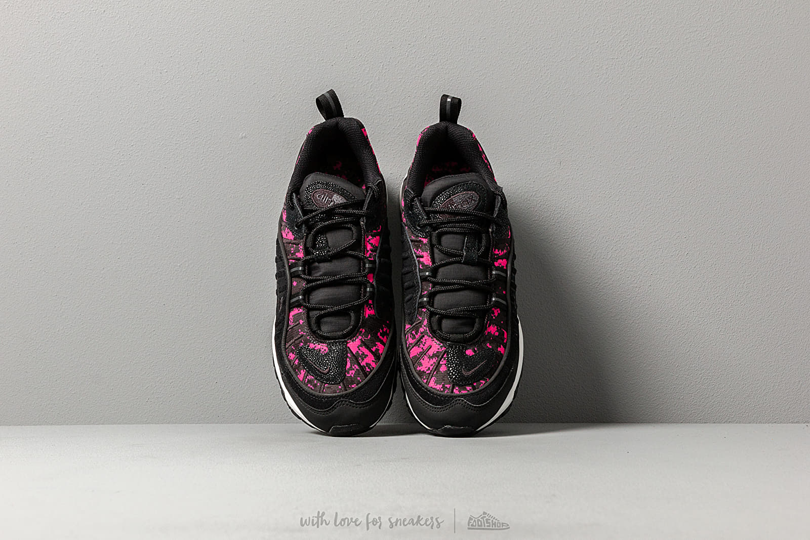 Buty damskie Nike W Air Max 98 Premium Black/ Black-Hyper Pink