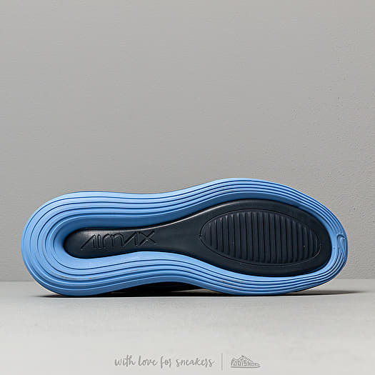 Nike air shop max 720 sole