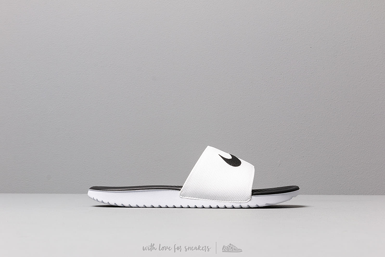 Vaikų sportbačiai ir batai Nike Kawa Slide (GS/PS) White/ Black