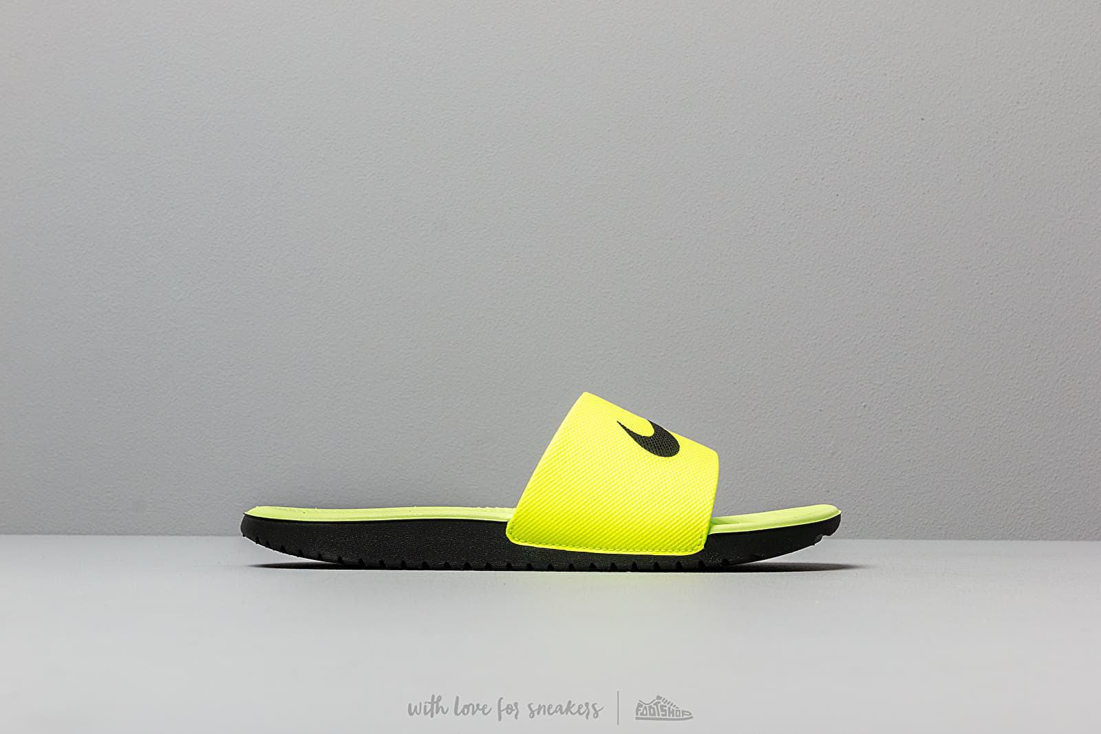 Buty dziecięce Nike Kawa Slide (Gs/Ps) Volt/ Black