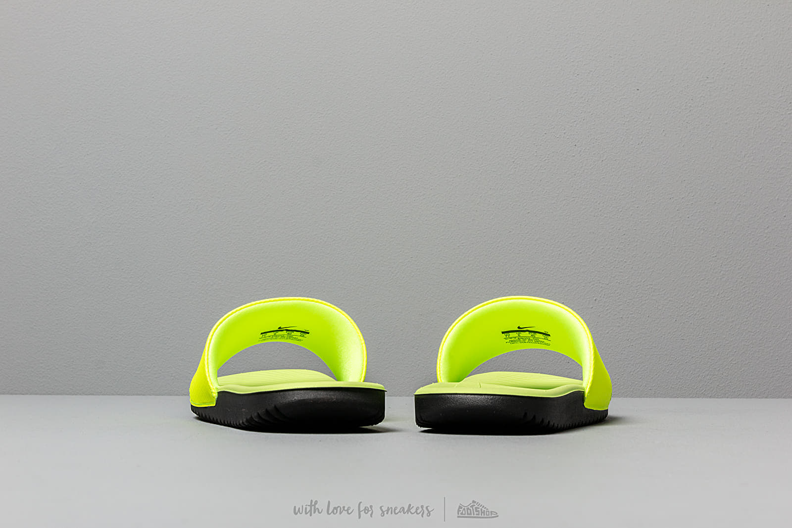Buty dziecięce Nike Kawa Slide (Gs/Ps) Volt/ Black