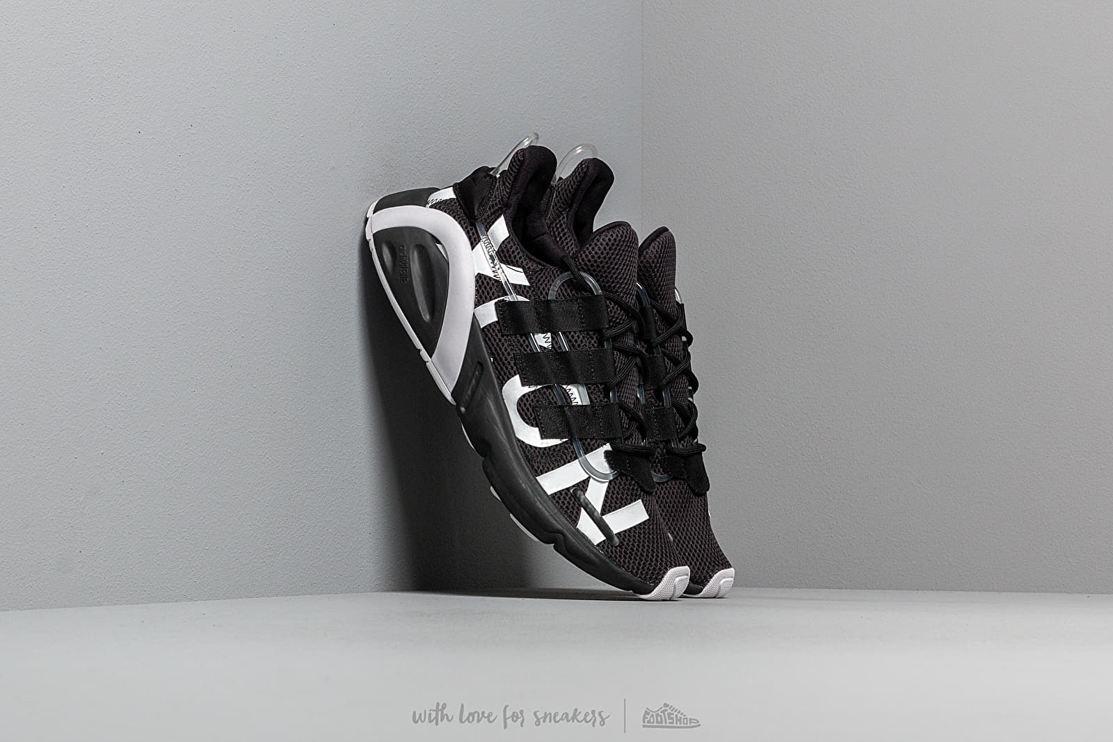 Zapatillas Hombre adidas LXCON Core Black/ Core Black/ Ftw White