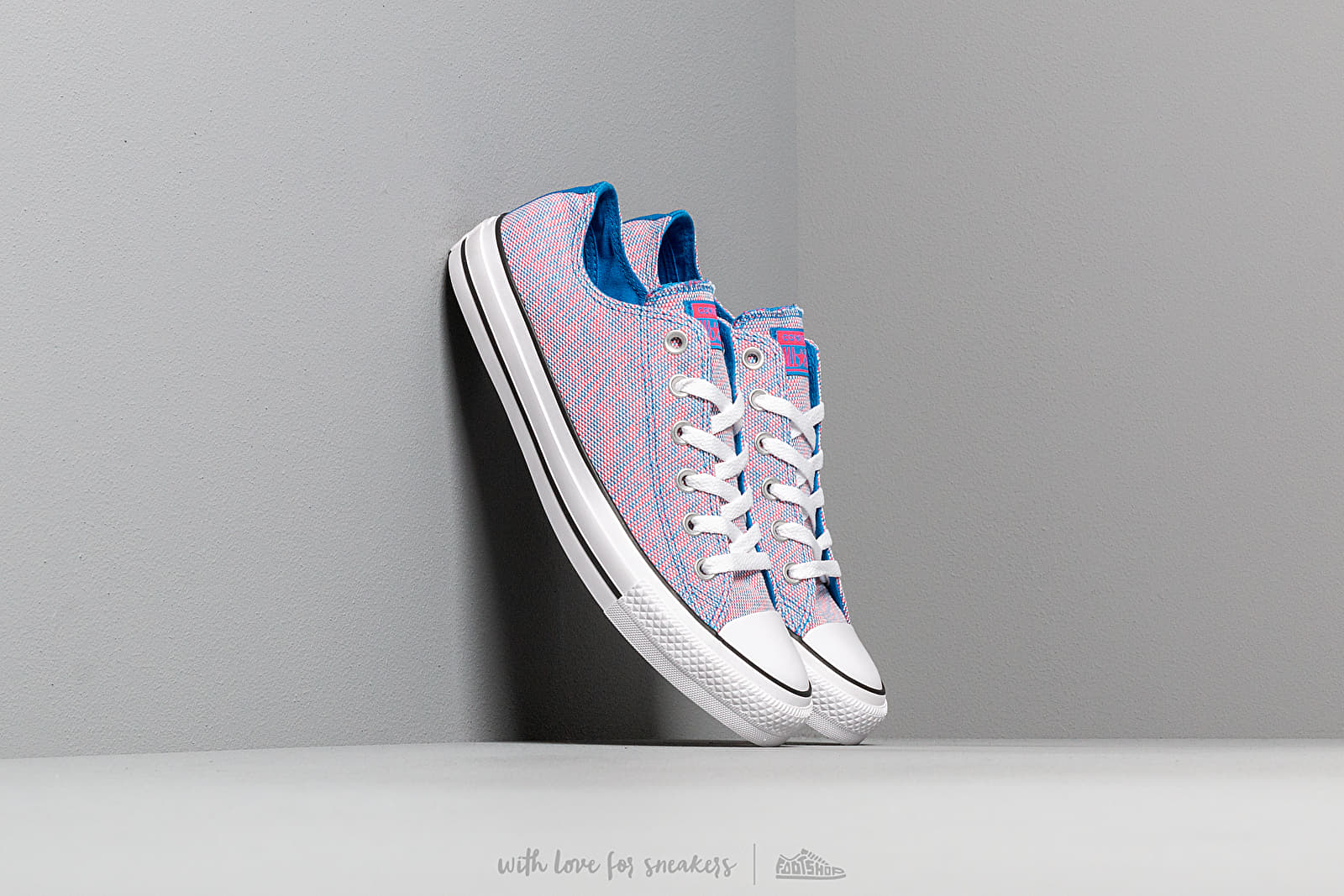 Buty damskie Converse Chuck Taylor All Star OX Totally Blue/ Racer Pink/ White