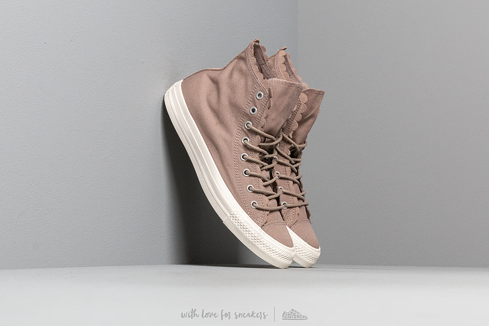 Women's shoes Converse Chuck Taylor All Star Hi Sepia Stone/ Sepia Stone/ Egret