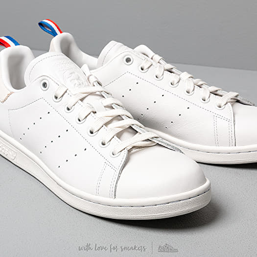 Trending adidas shoes 218 on sale