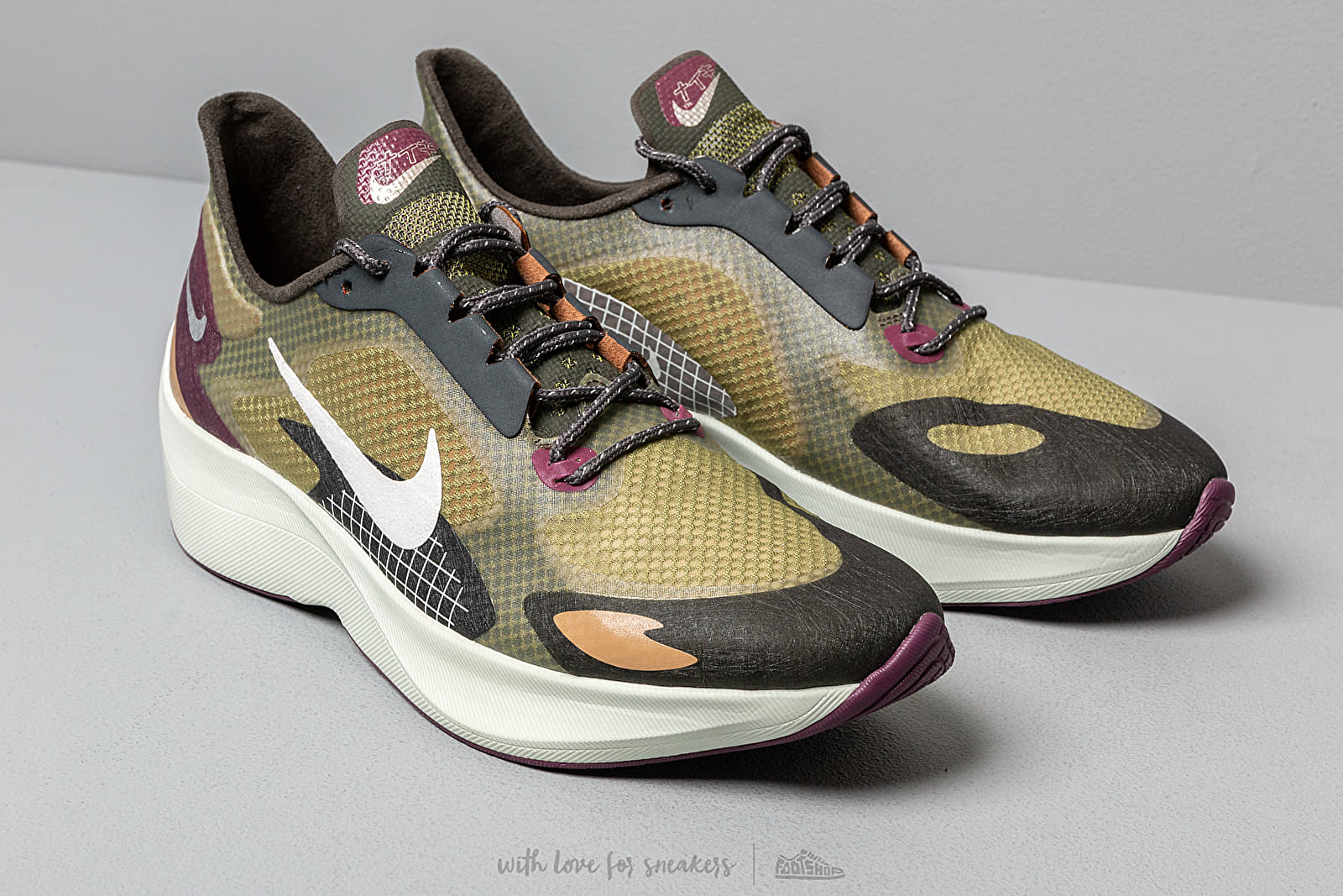 Men's shoes Nike Vapor Street Peg Sp Cargo Khaki/ Spruce Aura-Alligator