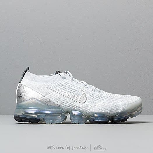 Air vapormax flyknit 3 white hotsell pure platinum