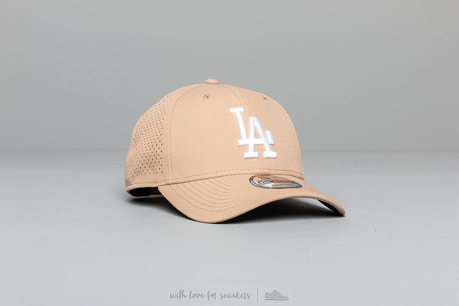 Шапки New Era 9Forty MLB Polyester Perfored Los Angeles Dodgers Snapback Brown