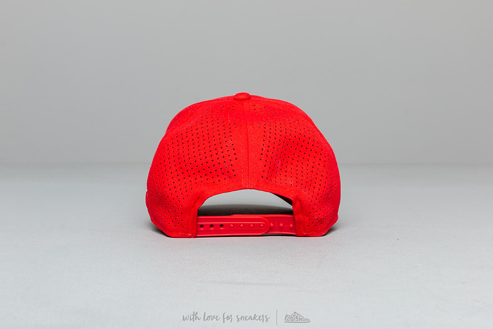 Кепки New Era 9Forty MLB Polyester Perforated New York Yankees Snapback Red