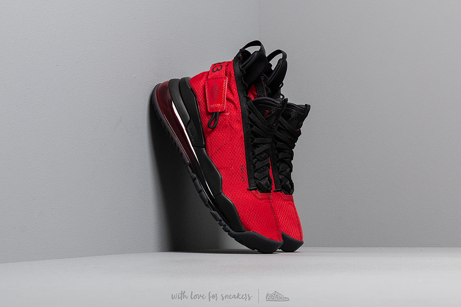 Chaussures Air Jordan Proto Max 720 Red Black University Red Footshop