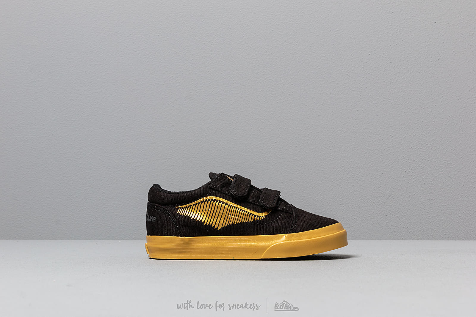 Sneaker und Schuhe fur Kinder Vans x Harry Potter Old Skool V Golden Snitch Black Footshop
