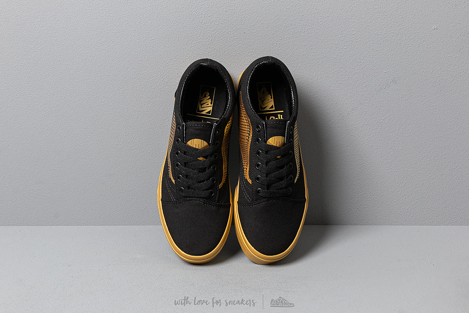 Men's shoes Vans x Harry Potter Old Skool Golden Snitch/ Black