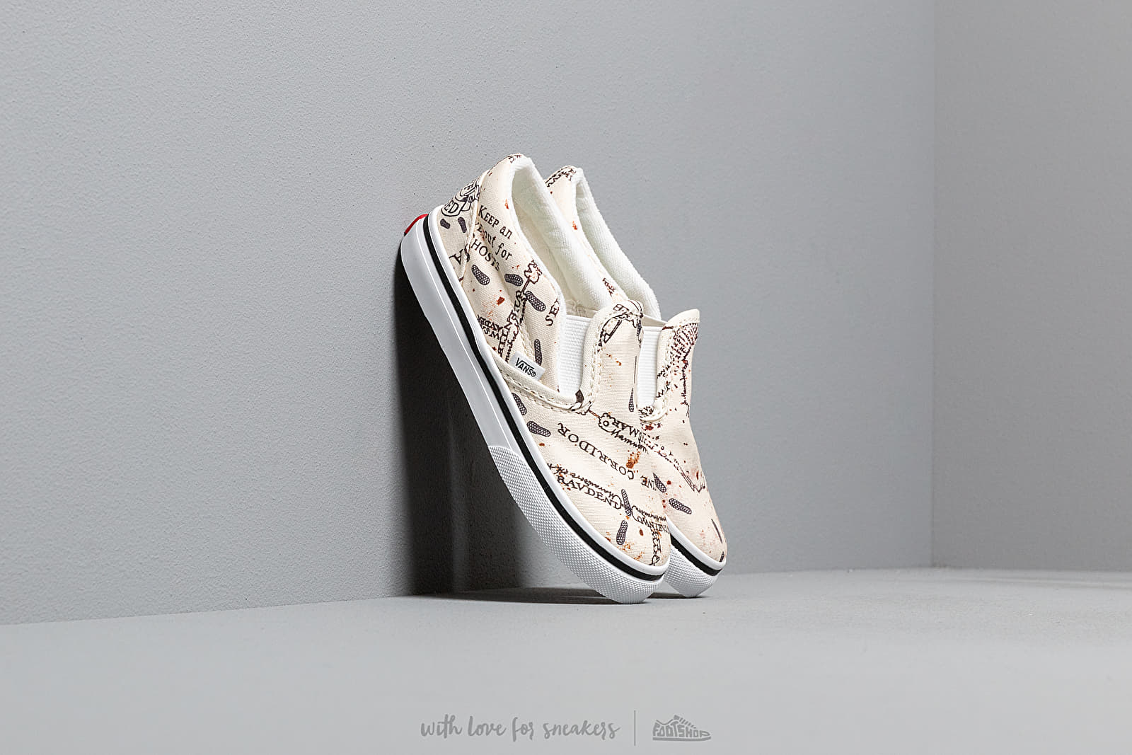 Kids' sneakers and shoes Vans x Harry Potter Classic Slip-On Marauder's Map/ White