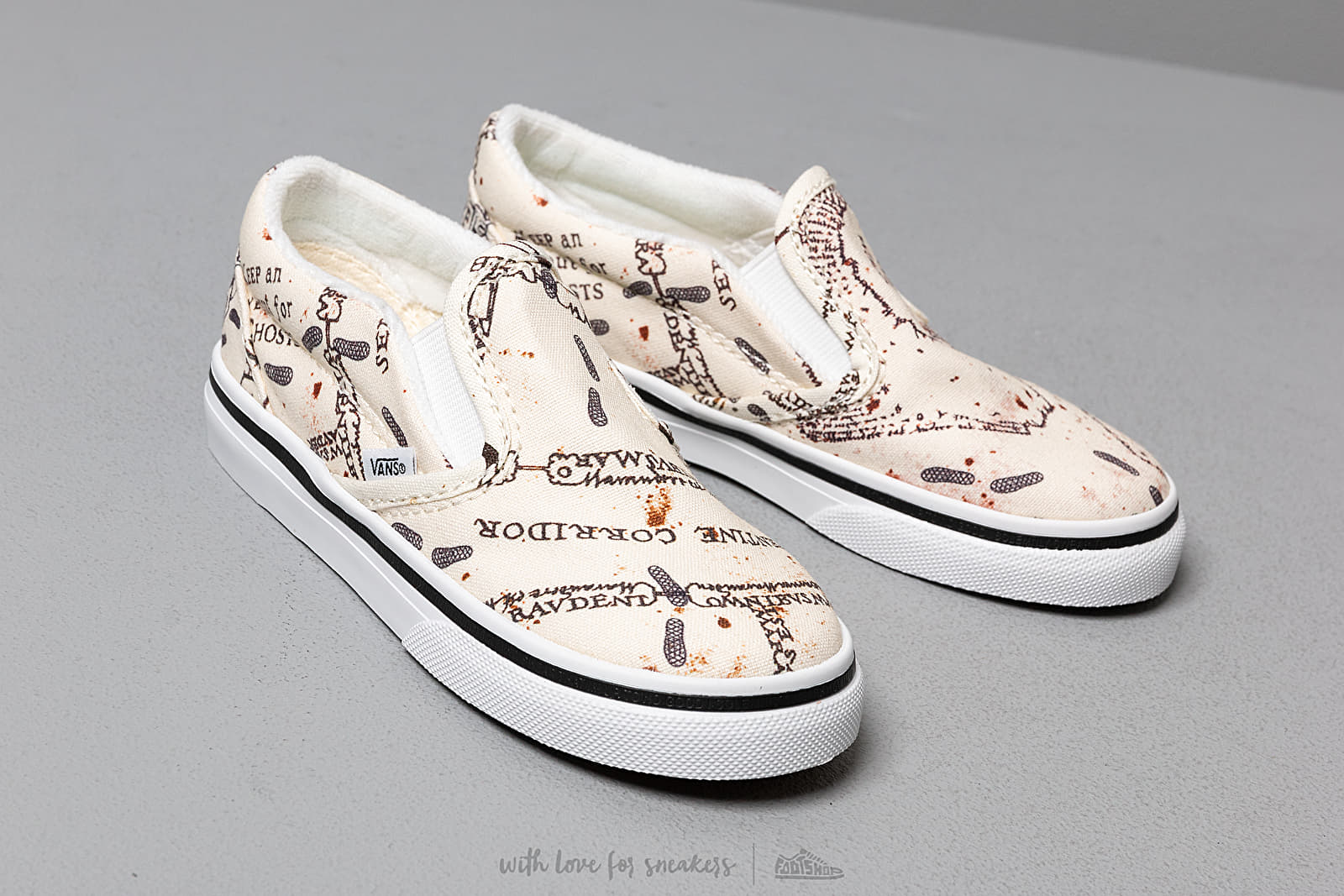 Kids' sneakers and shoes Vans x Harry Potter Classic Slip-On Marauder's Map/ White