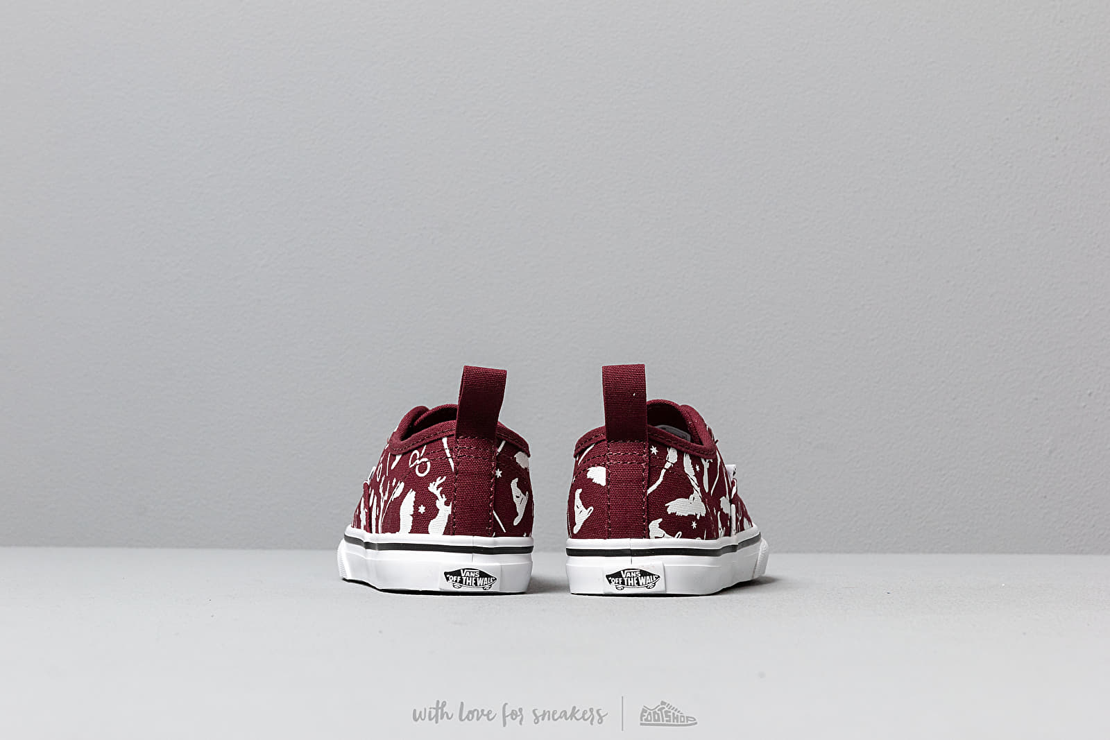 Vans x harry potter authentic icons skate shoe top