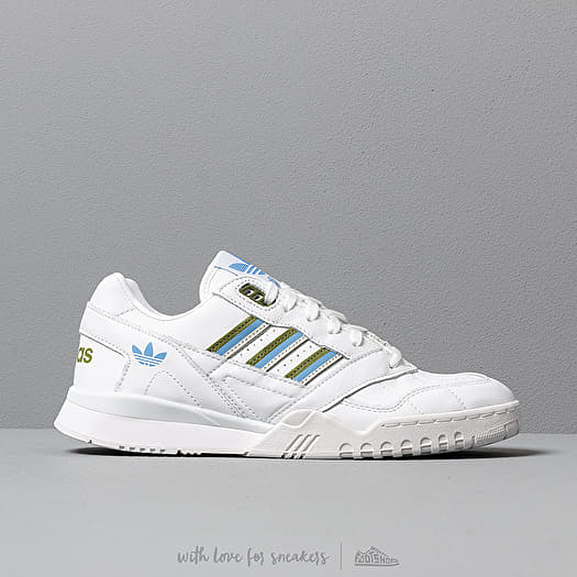 Women s shoes adidas A.R. Trainer W Ftw White Tech Olive Real