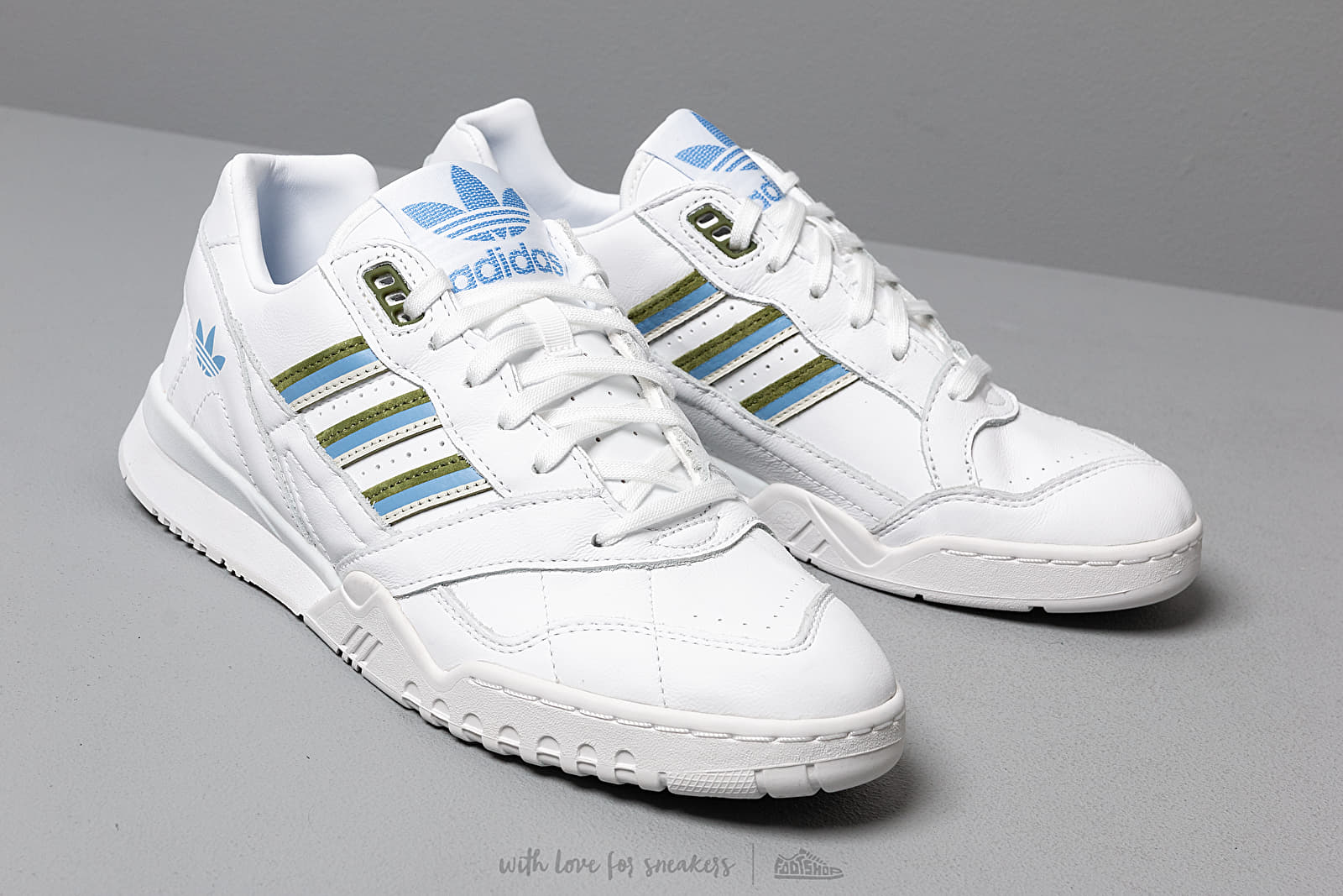 Adidas ar trainer blue deals