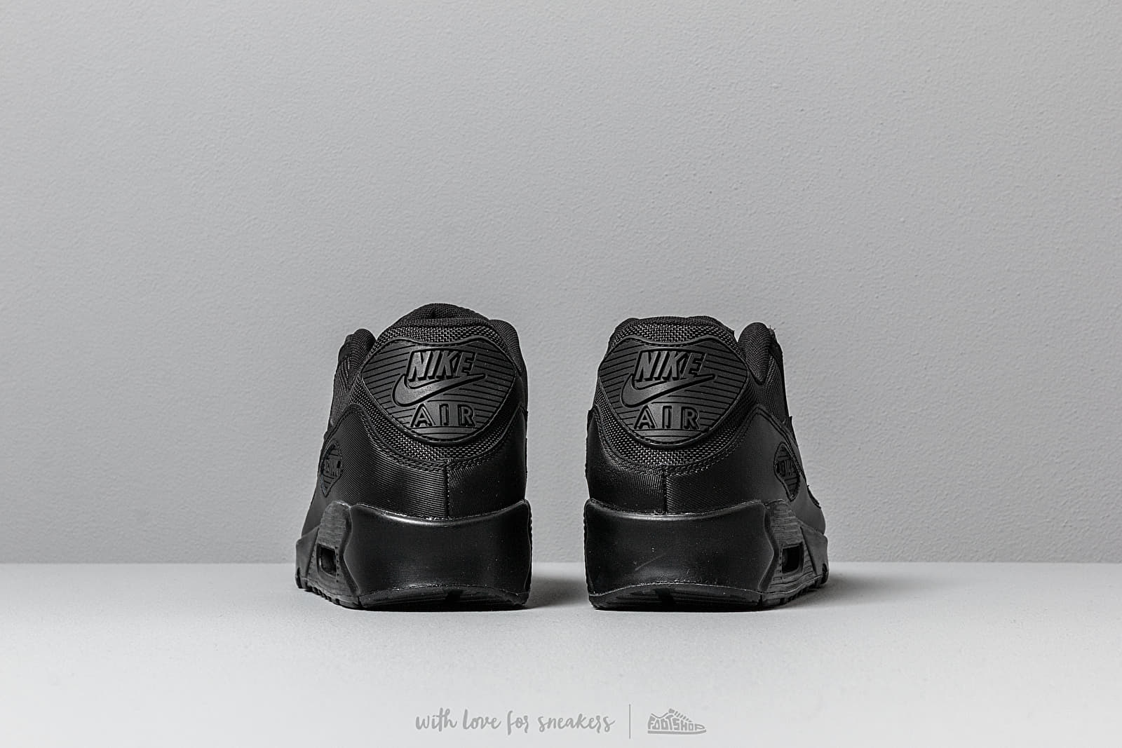 Men's shoes Nike Air Max 90 Essential Black/ Black-Black-Black